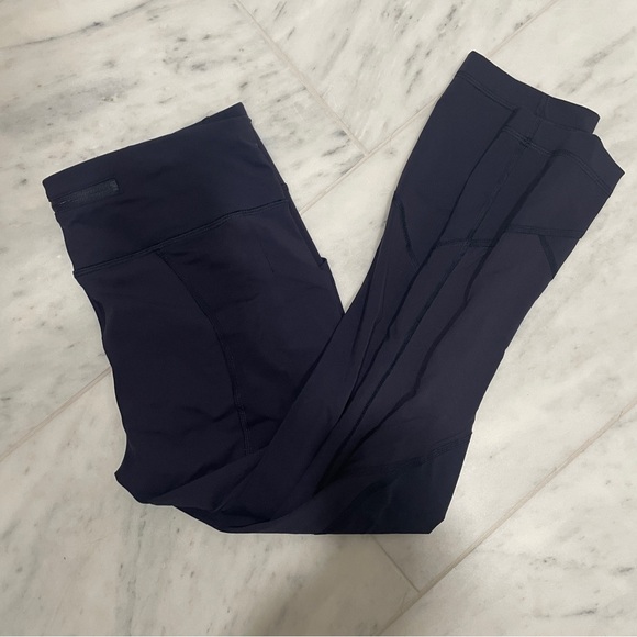 Lululemon Athletica Navy Pace Rival Crop Leggings 22” Size 6 - Picture 4 of 8